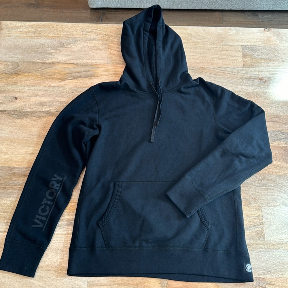 Reigning Champ x Victory Masthead Pullover Hoodie, Medium, Black